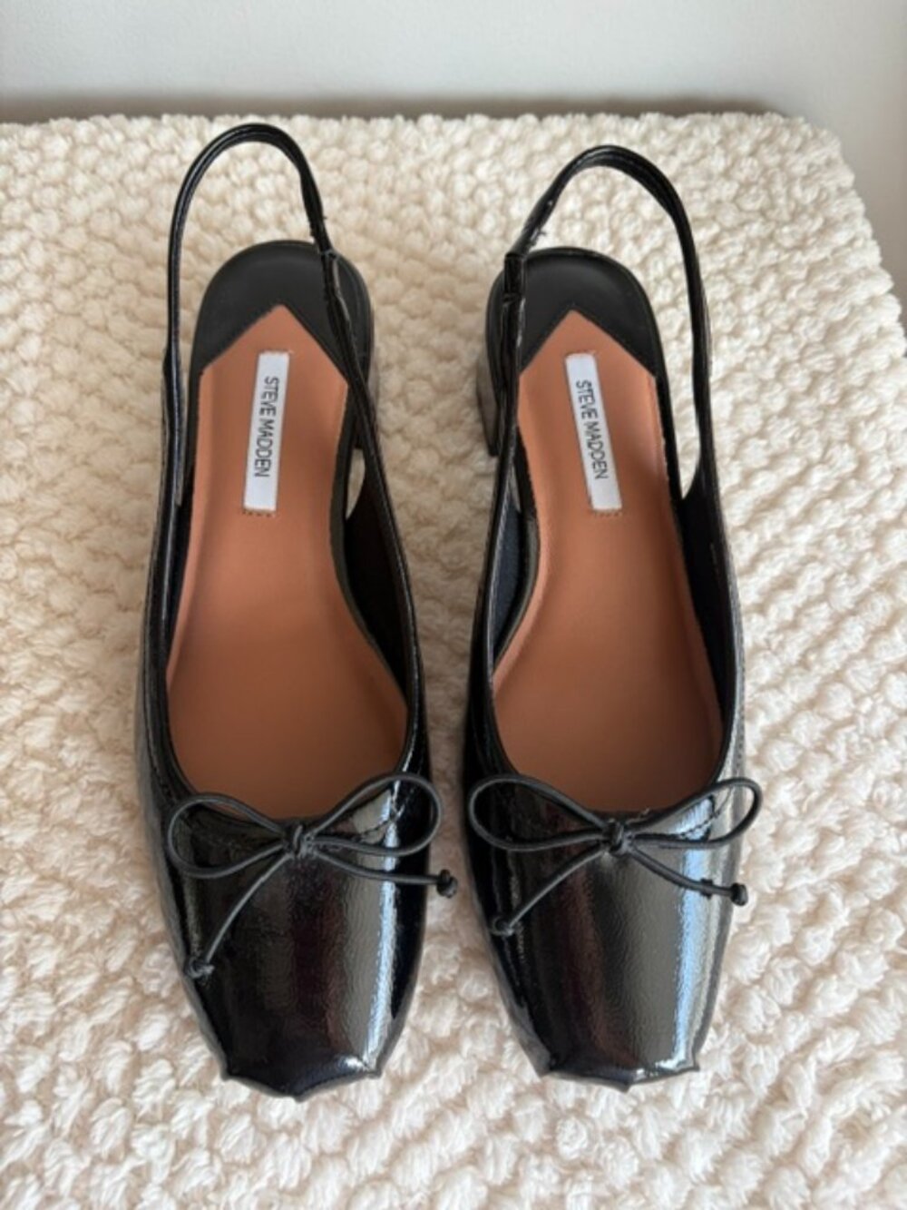 🖤 Steve Madden LOVED Black Crinkle Patent - Size 9